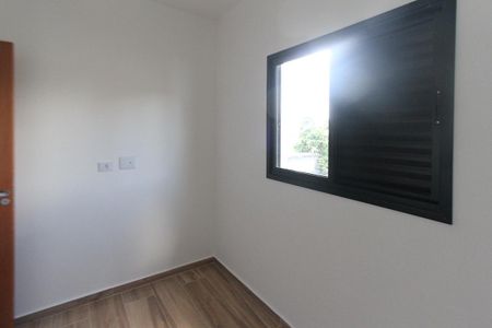 Casa à venda com 92m², 3 quartos e 2 vagasQuarto 03