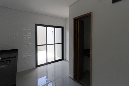 Casa à venda com 92m², 3 quartos e 2 vagasCozinha