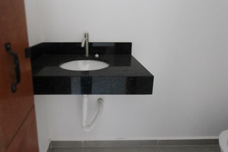 Casa à venda com 92m², 3 quartos e 2 vagasLavabo