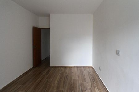 Casa à venda com 92m², 3 quartos e 2 vagasSuite