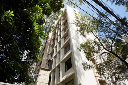 Apartamento à venda com 320m², 4 quartos e 2 vagasFachada