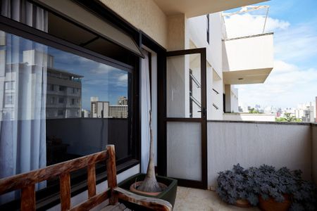 Apartamento à venda com 320m², 4 quartos e 2 vagasVaranda da Sala