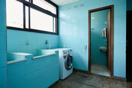 Apartamento à venda com 320m², 4 quartos e 2 vagasÁrea de Serviço