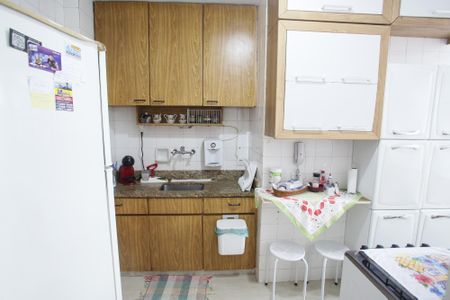 Apartamento à venda com 60m², 2 quartos e 1 vagaCozinha