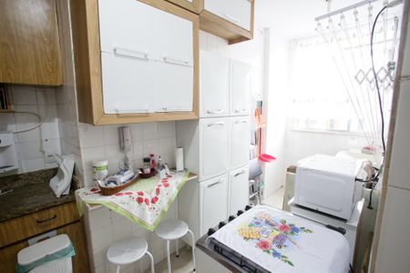 Apartamento à venda com 60m², 2 quartos e 1 vagaCozinha