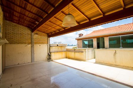 Apartamento à venda com 152m², 3 quartos e 2 vagas Apartamento à venda com 152m², 3 quartos e 2 vagasCobertura