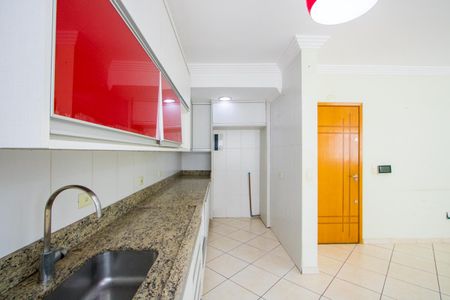 Apartamento à venda com 152m², 3 quartos e 2 vagas Apartamento à venda com 152m², 3 quartos e 2 vagasCozinha