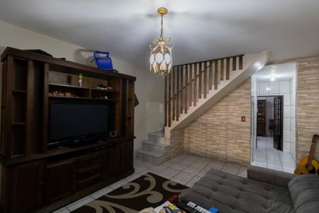 Casa à venda com 200m², 2 quartos e 3 vagas Casa à venda com 200m², 2 quartos e 3 vagasSala