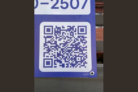 Casa à venda com 200m², 2 quartos e 3 vagas Casa à venda com 200m², 2 quartos e 3 vagasPlaca