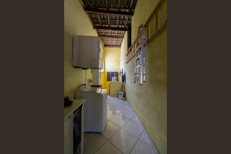 Casa à venda com 200m², 2 quartos e 3 vagas Casa à venda com 200m², 2 quartos e 3 vagasÁrea de Serviço