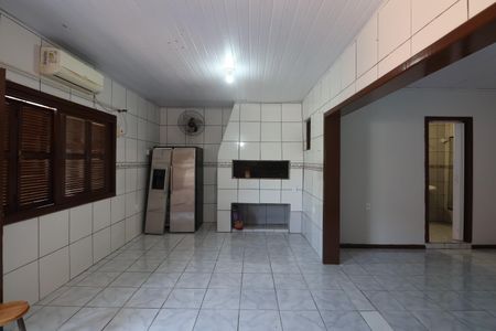 Casa para alugar com 340m², 4 quartos e 4 vagasCozinha casa 2