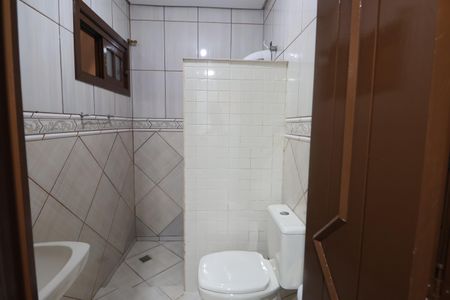 Casa para alugar com 340m², 4 quartos e 4 vagasBanheiro casa 1