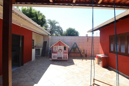 Casa para alugar com 340m², 4 quartos e 4 vagasÁrea externa