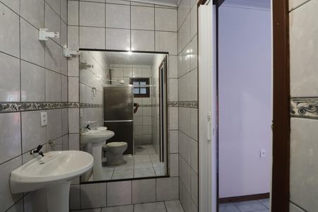 Casa para alugar com 340m², 4 quartos e 4 vagasBanheiro Casa 2