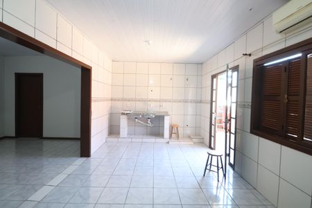 Casa para alugar com 340m², 4 quartos e 4 vagasCozinha casa 2