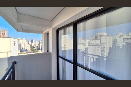 Studio para alugar com 25m², 1 quarto e sem vaga Studio para alugar com 25m², 1 quarto e sem vagaVaranda