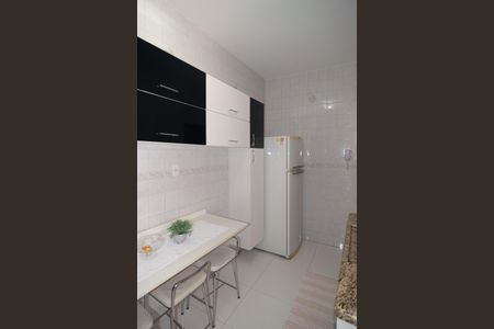 Apartamento à venda com 78m², 2 quartos e 1 vagaCozinha