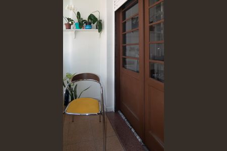 Apartamento à venda com 78m², 2 quartos e 1 vagaVaranda