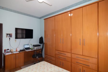 Apartamento à venda com 78m², 2 quartos e 1 vagaQuarto 2