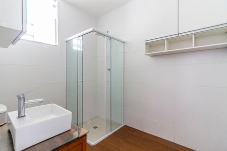 Apartamento para alugar com 100m², 3 quartos e sem vagaBanheiro