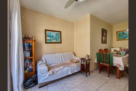 Apartamento à venda com 71m², 2 quartos e 1 vagaSala