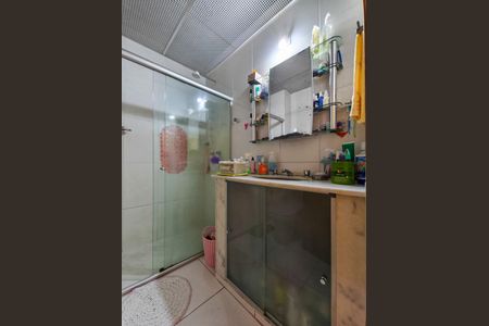 Apartamento à venda com 71m², 2 quartos e 1 vagaBanheiro Corredor