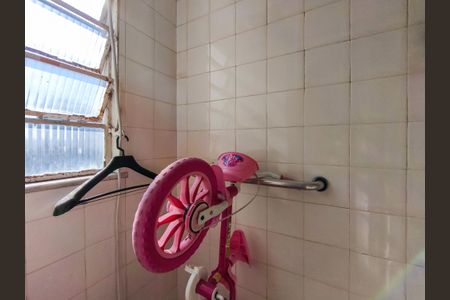 Apartamento à venda com 71m², 2 quartos e 1 vagaBanheiro de serviço