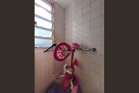 Apartamento à venda com 71m², 2 quartos e 1 vagaBanheiro de serviço