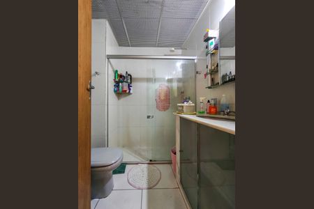 Apartamento à venda com 71m², 2 quartos e 1 vagaBanheiro Corredor