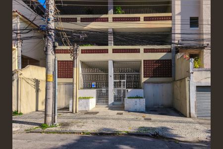 Apartamento à venda com 71m², 2 quartos e 1 vagaFachada e portaria