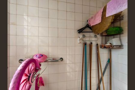 Apartamento à venda com 71m², 2 quartos e 1 vagaBanheiro de serviço