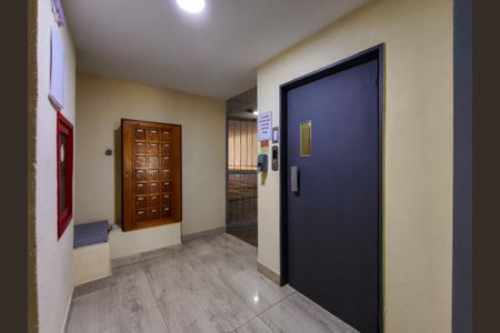 Apartamento à venda com 71m², 2 quartos e 1 vagaFachada e portaria
