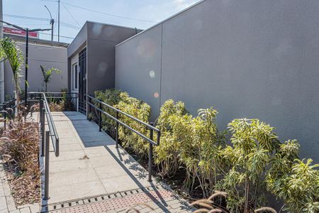 Apartamento para alugar com 36m², 2 quartos e sem vagaÁrea comum -Rampa de acesso