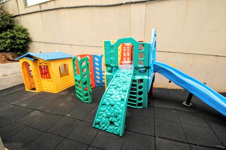 Apartamento à venda com 106m², 4 quartos e 2 vagasÁrea comum - Playground