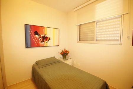Apartamento à venda com 106m², 4 quartos e 2 vagasquarto 2