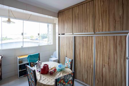 Casa à venda com 300m², 4 quartos e 3 vagasCozinha