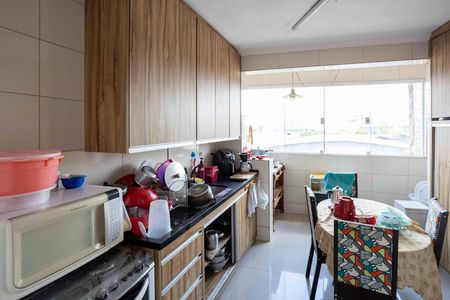 Casa à venda com 300m², 4 quartos e 3 vagasCozinha