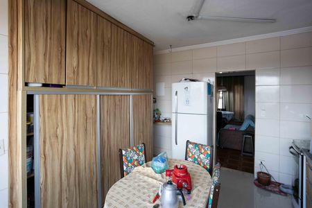 Casa à venda com 300m², 4 quartos e 3 vagasCozinha