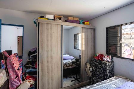 Casa à venda com 300m², 4 quartos e 3 vagasQuarto casa 2