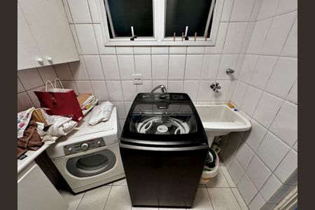 Casa de condomínio à venda com 224m², 4 quartos e 5 vagasÁrea de Serviço