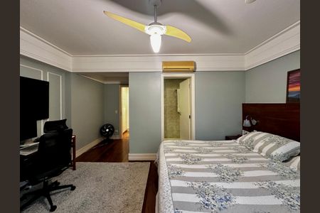 Casa de condomínio à venda com 224m², 4 quartos e 5 vagasSuíte 1