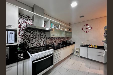 Casa de condomínio à venda com 224m², 4 quartos e 5 vagasCozinha