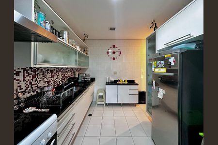 Casa de condomínio à venda com 224m², 4 quartos e 5 vagasCozinha