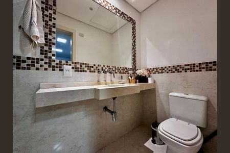 Casa de condomínio à venda com 224m², 4 quartos e 5 vagasBanheiro Suíte 2