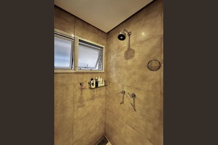 Casa de condomínio à venda com 224m², 4 quartos e 5 vagasBanheiro Suíte 1