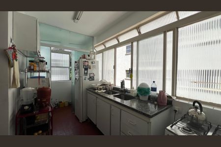 Apartamento à venda com 65m², 3 quartos e 1 vagaCozinha