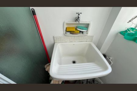 Apartamento à venda com 65m², 3 quartos e 1 vagaÁrea de Serviço