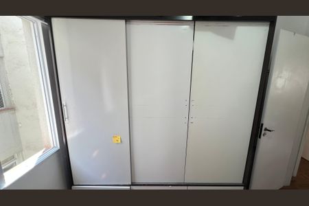 Apartamento à venda com 65m², 3 quartos e 1 vagaQuarto 2