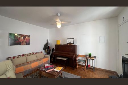 Apartamento à venda com 65m², 3 quartos e 1 vagaSala 