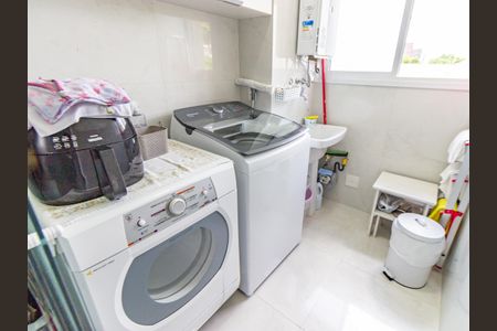 Apartamento à venda com 80m², 3 quartos e 1 vagaÁrea de Serviço